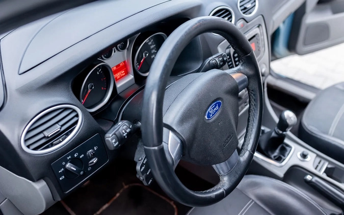 Ford Focus cena 18900 przebieg: 226000, rok produkcji 2009 z Kraków małe 667